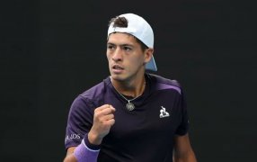 Tenis: Facundo Díaz Acosta perdió el duelo de argentinos con Sebastián Báez en Río de Janeiro