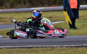 Misionero de Karting en Pista: El apostoleño Uriel Husulak tuvo un gran avance y terminó tercero en su serie