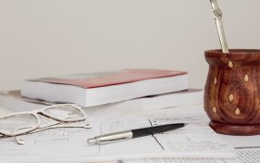 Becas Universitarias Estudiando con el Mate