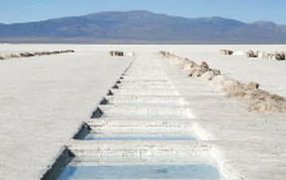 Se trata de Marhen Lithium: Una empresa de Emiratos Árabes invertirá 550 millones de dólares en el litio de Catamarca, prevén contratar a 700 personas