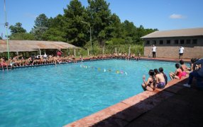 Apóstoles: Más de mil chicos de diferentes barrios disfrutaron de varias semanas de intensa actividad recreativa en la colonia de vacaciones