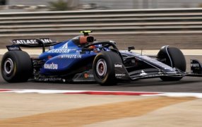 Fórmula 1: Carlos Sainz lideró la segunda jornada de pretemporada en Bahrein con el Williams, el español sorprendió al lograr el mejor registro, por delante de las Ferrari y los Mercedes