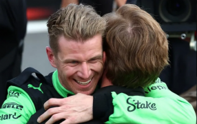 Nicolás Hulkenberg se subió al podio y fue la sorpresa en Silverstone: El piloto alemán largó 19° y finalizó detrás de los McLaren de Lando Norris y Oscar Piastri en el Gran Premio de Gran Bretaña de la Fórmula 1