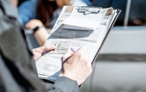 Vacaciones de invierno: cómo preparar el auto antes de viajar y evitar multas