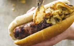 Suma estrella: El choripán fue elegido como "el mejor hot dog del mundo"