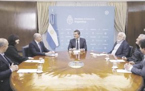 Gremio frenó huelga de 72 horas: Massa destrabó 2 mil millones de pesos y UTA levantó paro, pero sigue puja con provincias