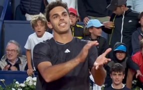 Tenis: Otro impacto del tenista argentino Francisco Cerúndolo, bajó a Ruud, tres del mundo, y logró la mejor victoria de su carrera