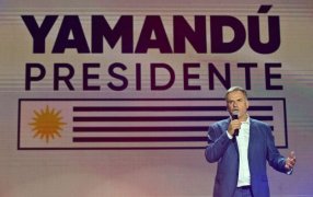 Yamandú Orsi gana las elecciones en Uruguay, según proyecciones de escrutinio de tres encuestadoras