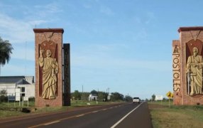 Apóstoles: De un total de 25.717 electores, votaron 17.956, con un porcentaje del 69,85 por ciento, el Sublema Sigamos Creciendo fue el más votado, consiguió 6.576 sufragios