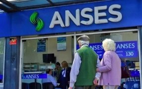Jubilaciones: Sergio Massa y Fernanda Raverta anunciaron aumento del 20,92% y bonos de refuerzo