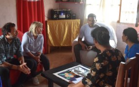 Apóstoles: Entrega de tarjetas e insumos del Programa Hambre Cero