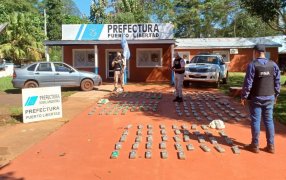 Prefectura Naval Argentina decomisó un cargamento de marihuana en Misiones