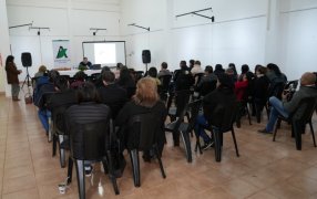 Se dictó en la ciudad misionera de Apóstoles la Jornada de Capacitación Financiera “Aprende a Gestionar tu Dinero”