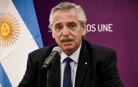 Alberto Fernández, trasladado al Hospital Otamendi