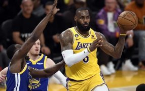 NBA: Los Angeles Lakers eliminaron a los Golden State Warriors y son finalistas de la Conferencia Oeste y Miami Heat, finalista de la Conferencia Este