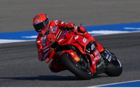 Marc Márquez ganó en Tailandia en la apertura de MotoGP