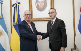 Misiones: El Gobernador Hugo Passalacqua recibió al Embajador de Ucrania en Argentina Yurii Klymenko