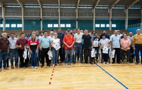 Deporbono7: Misiones afianza políticas de Estado deportiva y apoyo a clubes