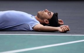 Tenis: El argentino Francisco Cerúndolo dio el golpe ante el noruego Casper Ruud y Tomás Etcheverry cayó ante Novak Djokovic