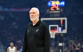 NBA: Gregg Popovich renovó su contrato con San Antonio Spurs, dirigirá hasta los 79 años