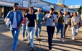 El Candidato a Intendente de Posadas, Pablo Argañaraz, estuvo visitando vecinos acompañado por Martin Arjol y Pedro Puerta