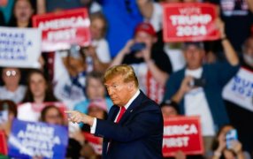 Elecciones en Estados Unidos: La Corte Suprema dictamina mantener a Trump en la boleta electoral de Colorado