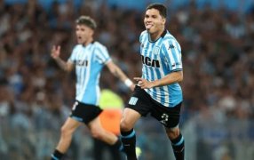 Con un Juanfer Quintero brillante, Racing Club venció a Corinthians de Brasil y es finalista de la Copa Sudamericana