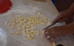 Apóstoles: Taller gastronómico de preparaciones con mandioca para personas con celiaquía