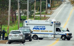 Estados Unidos: Robert Card, sospechoso de los tiroteos masivos en Maine, fue encontrado muerto y la investigación continúa