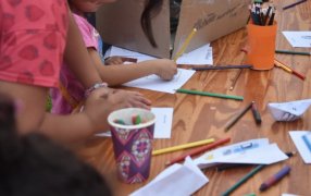 Mes de las Infancias en Apóstoles: Festejos en los Barrios Estación y Lomas del Mirador, con una jornada llena de diversión y entretenimiento para los más pequeños