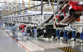 Dato del INDEC: La economía cayó 4,2% en Abril y cerró el cuatrimestre en terreno negativo