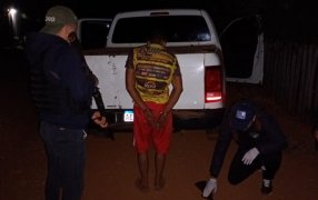 La Policía de Misiones capturó a un individuo de 31 años acusado de homicidio en el Municipio de Pozo Azul y secuestró el arma que habría utilizado