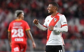 "Gracias por dejar todo", lo despidió el club: River Plate confirmó la venta del uruguayo Nicolás De la Cruz a Flamengo de Brasil