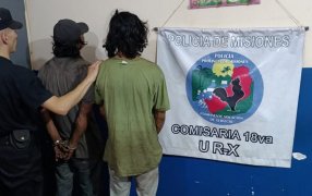 Posadas: Atraparon a dos individuos sustrayendo cables del alumbrado público