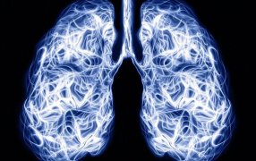 Cáncer de pulmón: Aprobaron en Argentina un tratamiento innovador que combina dos terapias