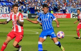 Por la quinta fecha Copa Liga Profesional de Fútbol, Godoy Cruz de Mendoza igualó sin goles con Unión de Santa Fe en Mendoza