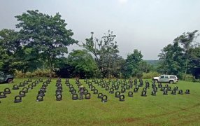 Gendarmes secuestran más de doscientos neumáticos de contrabando, los mismos habían sido enviados por encomienda
