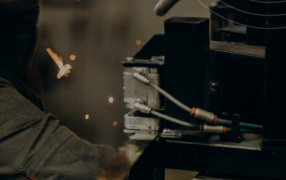 La industria PyME se desploma 26,9% anual en Diciembre y 2023 cierra con caída de 2,6%