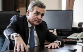 Cambios en el Gabinete: Agustín Rossi reemplazará a Juan Manzur como Jefe de Gabinete