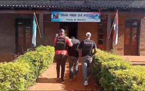 Apóstoles: Red de complicidades por supuesto asalto, empleada de una estación de servicios y dos presuntos cómplices detenidos