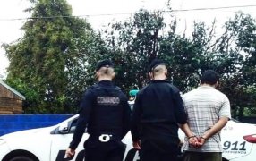 Misiones: Cuatro prófugos de la Justicia fueron a votar y quedaron detenidos, uno de ellos fue en Apóstoles