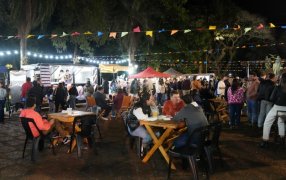 Éxito total de la Primer Burger Fest + Hoy Pinta VII en la ciudad misionera de Apóstoles