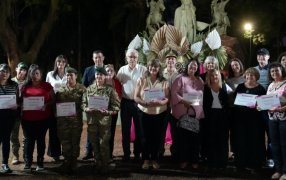 Apóstoles: En el marco del Mes Internacional de la Mujer, entregaron de distinciones a Mujeres Destacadas del Municipio