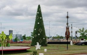 Posadas: Inicia la temporada de Navidad 2024: En esta nueva edición, más de 35 puntos de la ciudad, fueron ornamentados con creatividad, dedicación para llenar de alegría y asombro cada rincón de la capital misionera