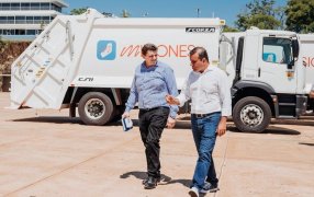 El Ministro Safrán acompañó al Gobernador Herrera Ahuad a la entrega de camiones volcadores, compactadores y regadores a Municipios