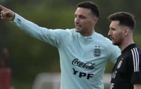 Scaloni: “Lo más importante es que ellos disfruten jugar con esta camiseta”