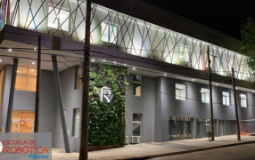 Ley en Acción: La Escuela de Robótica impulsa la revolución IA en Misiones