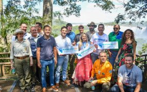 Misiones: Cataratas celebró un nuevo aniversario como Maravilla Natural del Mundo, moda, concursos, obsequios, aventura e identidad misionera, conformaron el programa de la jornada