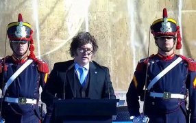 Acto por el Día de la Bandera: El Presidente Javier Milei evitó confrontar en la ciudad de Rosario y destacó la figura de Belgrano: "Fue el gran promotor de la libertad"