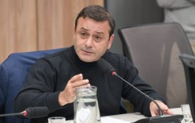 Herrera Ahuad busca declarar la emergencia educativa nacional por cinco años